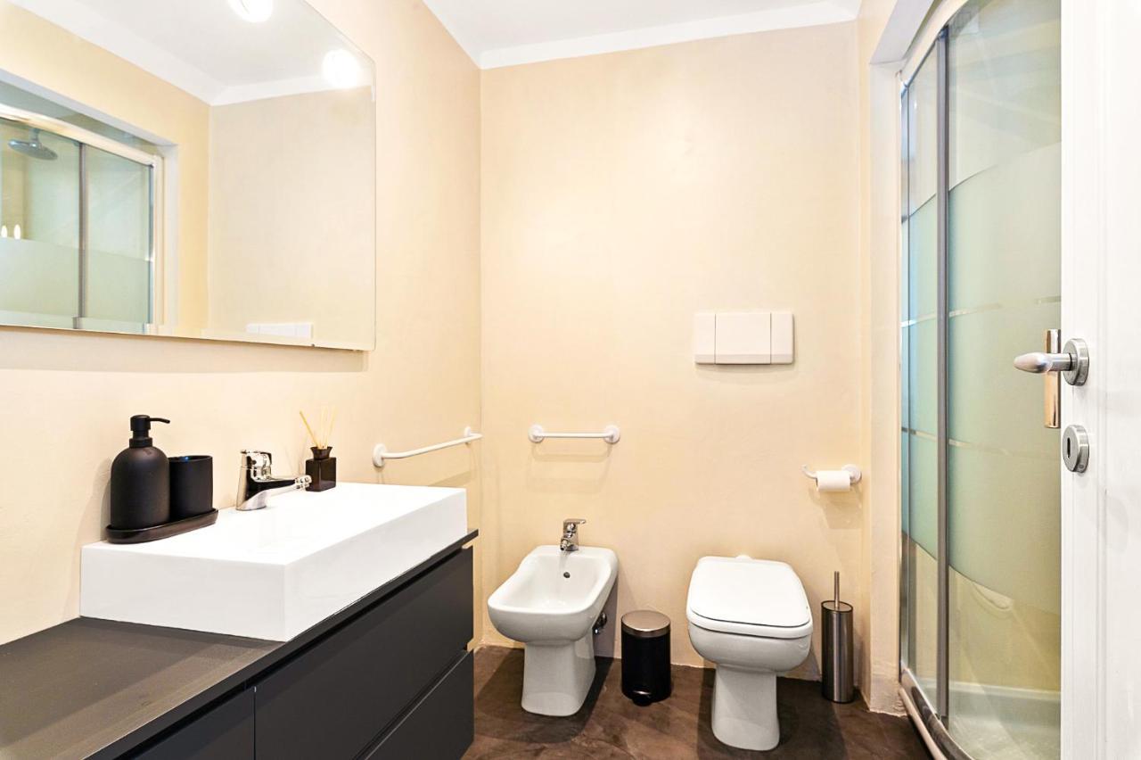Peaceful Penthouse With Garage By Ndp Rent Leilighet Roma Eksteriør bilde